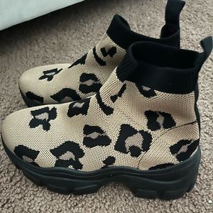 Cheetah print mini boot